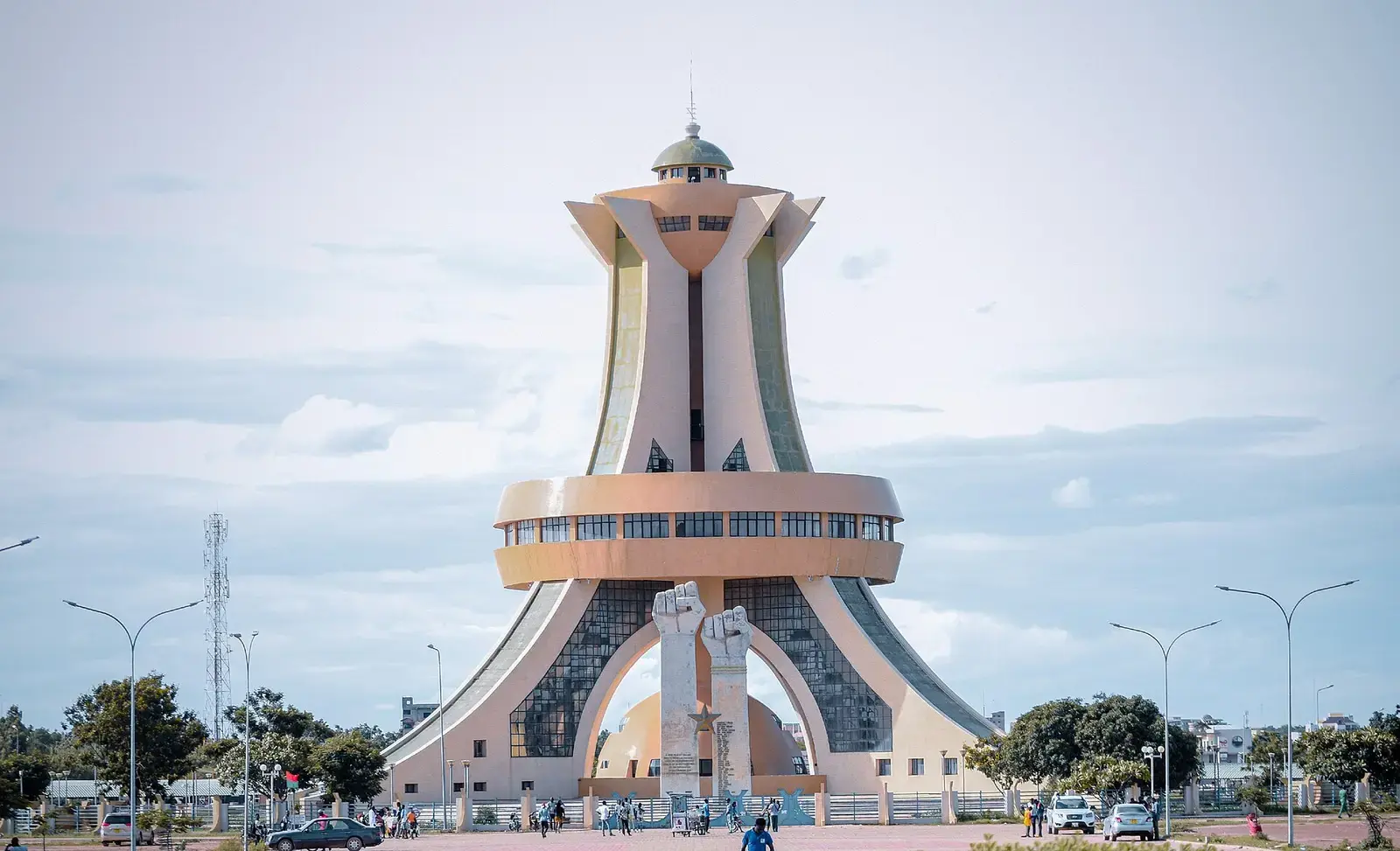 Le Monument aux Héros Nationaux à Ouagadougou